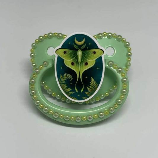 Luna Moth Paci