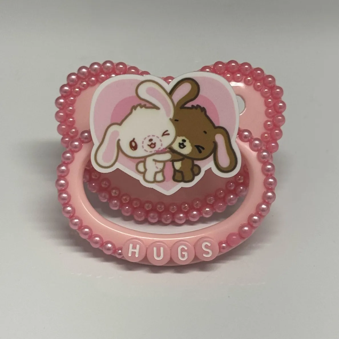 "Hugs" Kurousa & Shirousa Paci