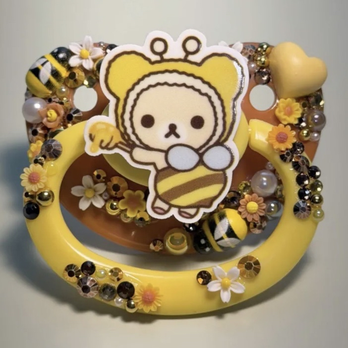 Korilakkuma Bee Paci
